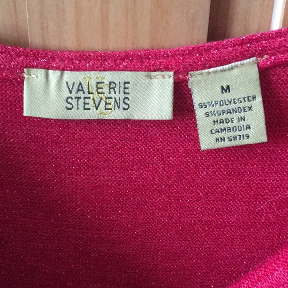 Valerie Stevens ladies cowl neck red top. Medium - Picture 2 of 3